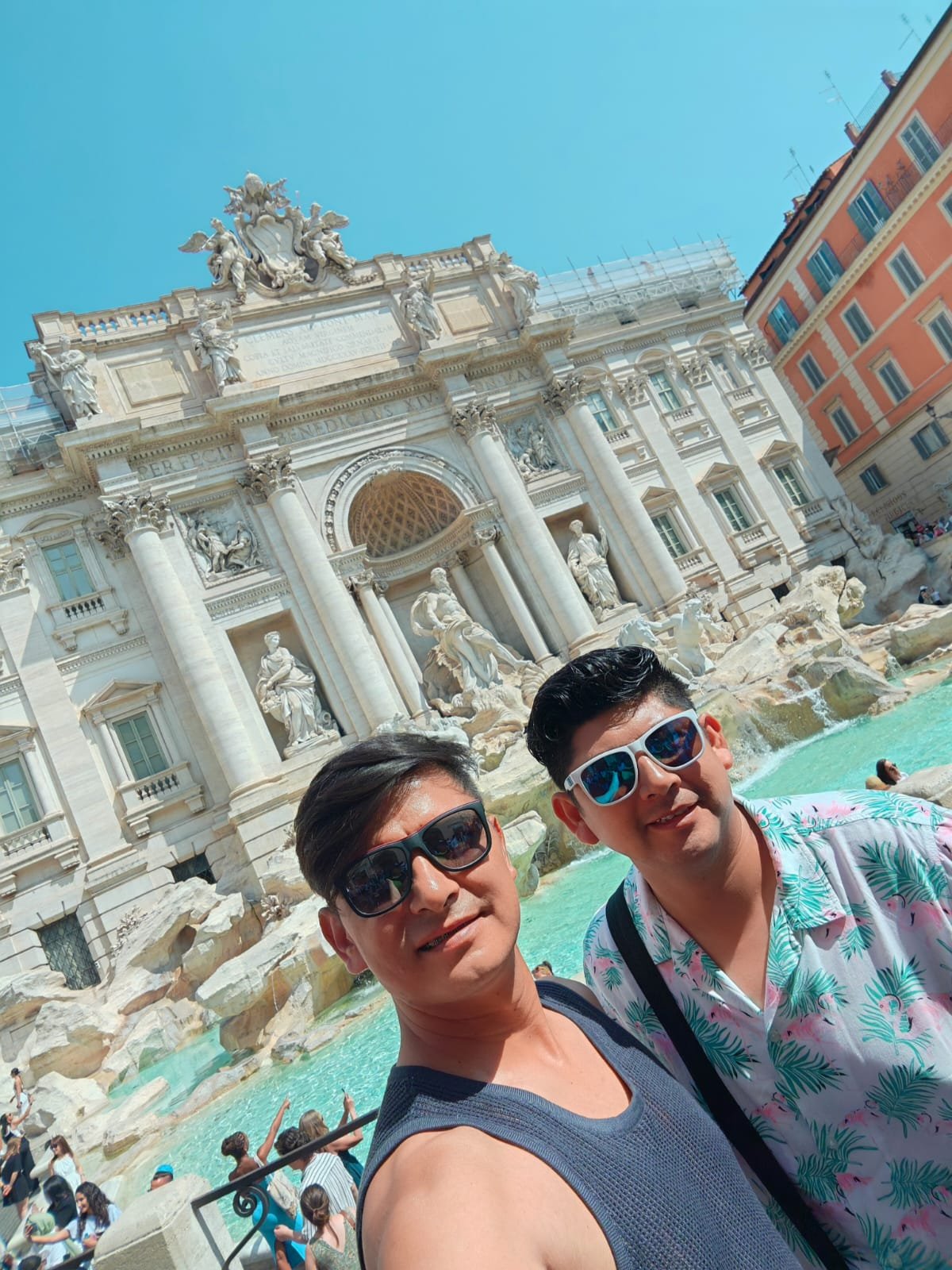 Equipo de Viajes en Oferta en oficina